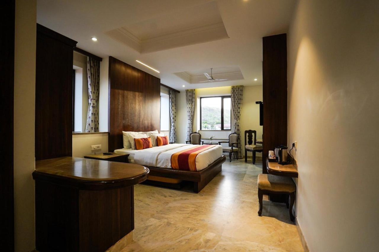 เดอะ มรุครห์ รีสอร์ต แอนด์ สปา Hotel จ๊อดปูร์ ภายนอก รูปภาพ
